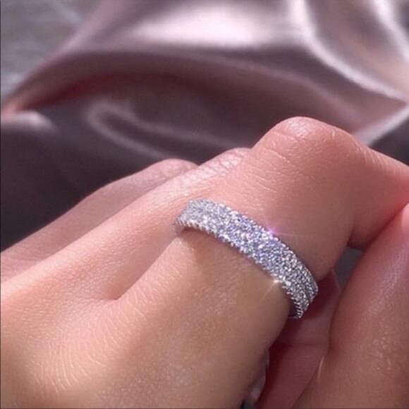 FULL ETERNITY 925 STERLING SILVER DIAMOND RING, CUTE RING, SHINY RING. - Picture 3 of 4